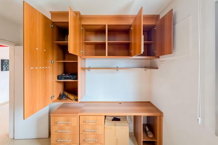 Apartamento à venda com 45m², 1 quarto e 2 vagasQuarto - Armários