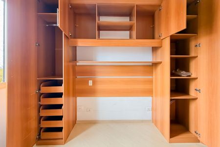 Apartamento à venda com 45m², 1 quarto e 2 vagasQuarto - Armários