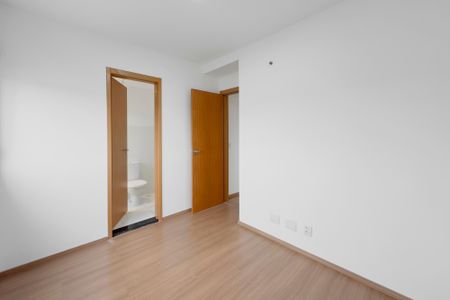 Apartamento para alugar com 66m², 3 quartos e 2 vagas Apartamento para alugar com 66m², 3 quartos e 2 vagasSuíte