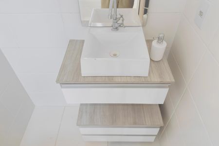 Apartamento para alugar com 66m², 3 quartos e 2 vagas Apartamento para alugar com 66m², 3 quartos e 2 vagasBanheiro da Suíte