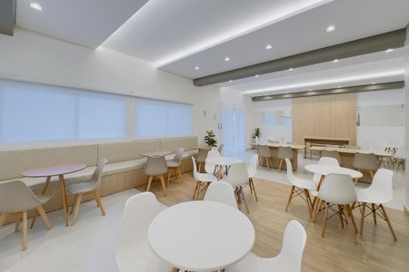 Apartamento para alugar com 66m², 3 quartos e 2 vagas Apartamento para alugar com 66m², 3 quartos e 2 vagasÁrea comum - Salão de festas