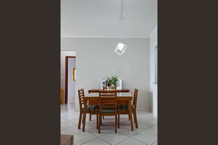 Apartamento para alugar com 78m², 2 quartos e 1 vagaSala