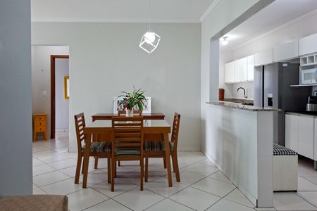 Apartamento para alugar com 78m², 2 quartos e 1 vagaSala