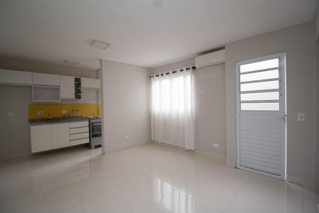 Casa à venda com 120m², 2 quartos e 2 vagas Casa à venda com 120m², 2 quartos e 2 vagasSala/Quarto Casa 3