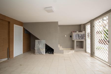 Casa à venda com 120m², 2 quartos e 2 vagas Casa à venda com 120m², 2 quartos e 2 vagasGaragem