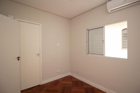 Casa à venda com 120m², 2 quartos e 2 vagas Casa à venda com 120m², 2 quartos e 2 vagasQuarto 2 - Suíte 2