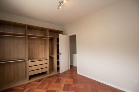 Casa à venda com 120m², 2 quartos e 2 vagas Casa à venda com 120m², 2 quartos e 2 vagasQuarto 1 - Suíte 1