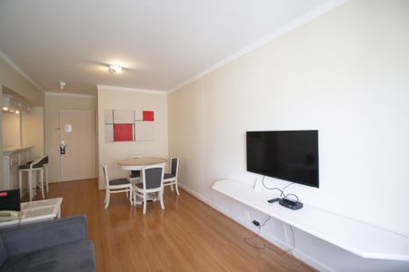 Apartamento para alugar com 69m², 2 quartos e 2 vagasSala