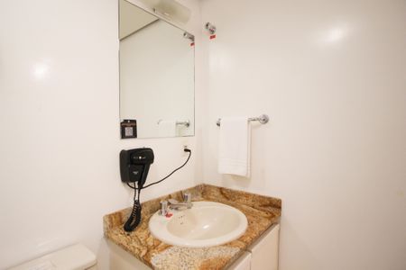 Apartamento para alugar com 69m², 2 quartos e 2 vagasBanheiro da Suíte