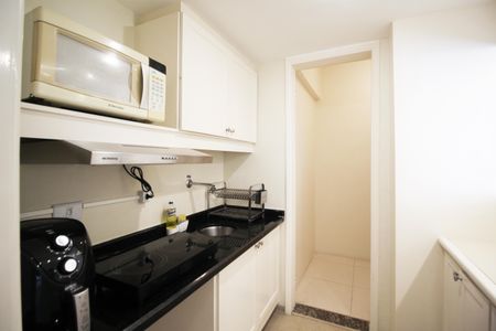 Apartamento para alugar com 69m², 2 quartos e 2 vagasCozinha