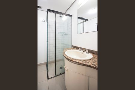 Apartamento para alugar com 69m², 2 quartos e 2 vagasBanheiro