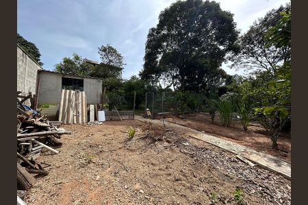 Casa à venda com 3 quartos, 599m² em Tupã, Contagem