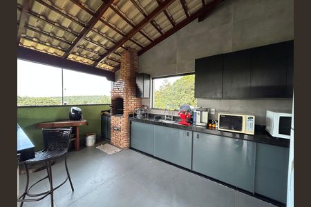 Casa à venda com 3 quartos, 599m² em Tupã, Contagem