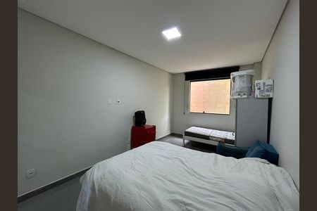 Casa à venda com 599m², 3 quartos e 3 vagas