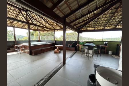 Casa à venda com 599m², 3 quartos e 3 vagas