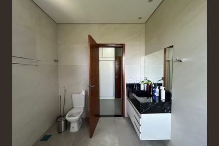 Casa à venda com 3 quartos, 599m² em Tupã, Contagem