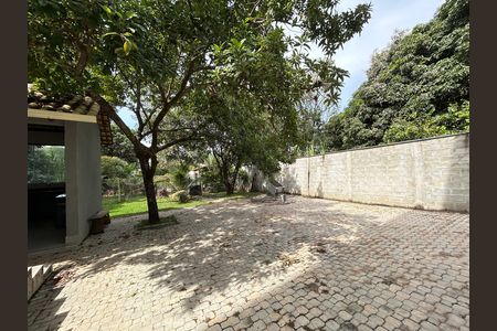 Casa à venda com 599m², 3 quartos e 3 vagas