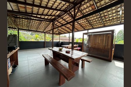 Casa à venda com 599m², 3 quartos e 3 vagas