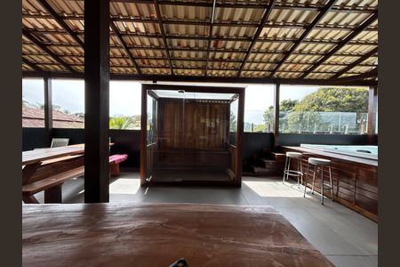 Casa à venda com 599m², 3 quartos e 3 vagas