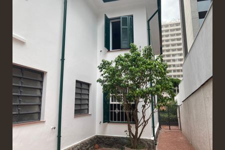 Casa para alugar com 3 quartos, 300m² em Pinheiros, São Paulo