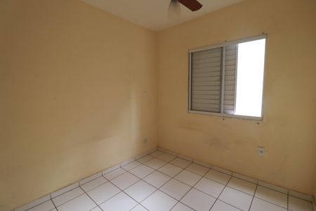Quarto 2 de apartamento para alugar com 2 quartos, 42m² em Jardim Florestan Fernandes, Ribeirão Preto