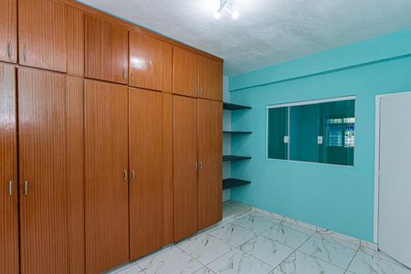 Casa para alugar com 54m², 1 quarto e sem vaga Casa para alugar com 54m², 1 quarto e sem vagaQuarto