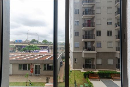 Apartamento à venda com 35m², 2 quartos e sem vaga Apartamento à venda com 35m², 2 quartos e sem vagaSala - Janela