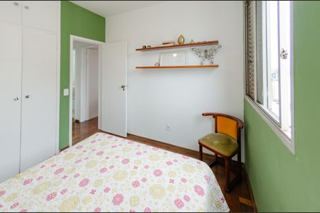 Apartamento à venda com 120m², 4 quartos e 2 vagasQuarto 3