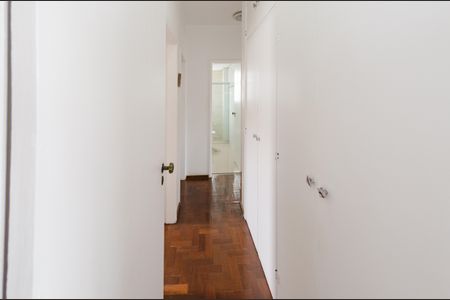 Apartamento à venda com 120m², 4 quartos e 2 vagasCorredor