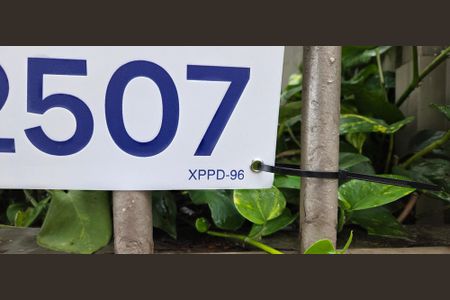 Apartamento à venda com 120m², 4 quartos e 2 vagasPlaquinha instalada