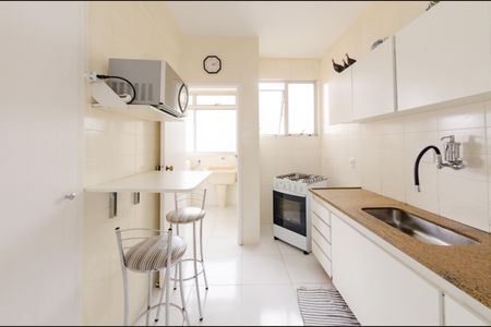 Apartamento à venda com 120m², 4 quartos e 2 vagasCozinha