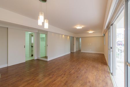 Apartamento para alugar com 120m², 3 quartos e 2 vagasSala