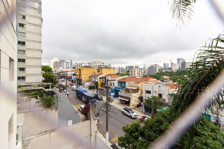 Apartamento para alugar com 120m², 3 quartos e 2 vagasVista/Varanda