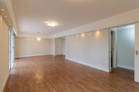 Apartamento para alugar com 120m², 3 quartos e 2 vagasSala