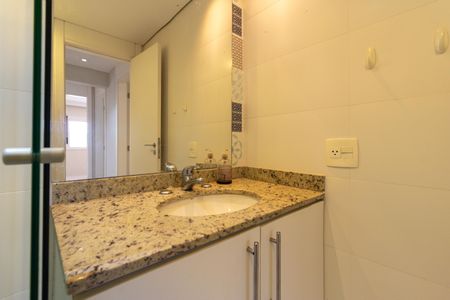 Apartamento para alugar com 120m², 3 quartos e 2 vagasBanheiro da Suíte 1