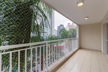 Apartamento para alugar com 120m², 3 quartos e 2 vagasVista/Varanda