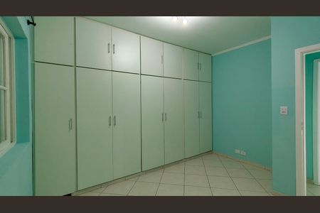 Casa para alugar com 3 quartos, 120m² em Moinho Velho, São Paulo