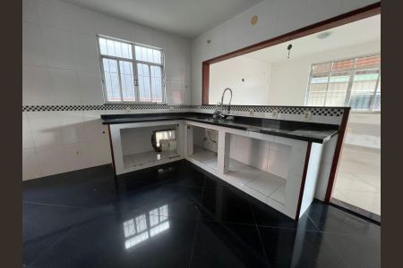 Cozinha de casa à venda com 3 quartos, 300m² em Fonseca, Niterói