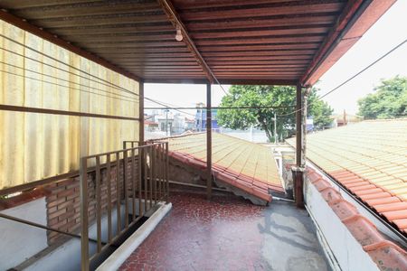 Casa à venda com 105m², 1 quarto e 2 vagas Casa à venda com 105m², 1 quarto e 2 vagasQuintal - Terraço