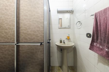 Casa à venda com 105m², 1 quarto e 2 vagas Casa à venda com 105m², 1 quarto e 2 vagasBanheiro