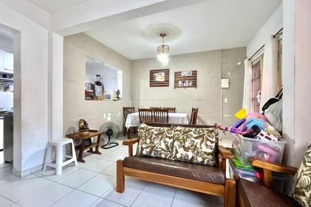 Sala de casa à venda com 3 quartos, 92m² em Vila do Encontro, São Paulo