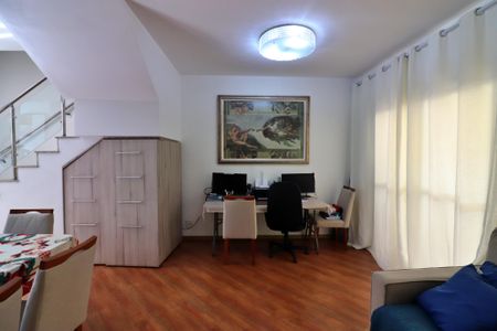 Sala  de casa de condomínio à venda com 3 quartos, 107m² em Planalto, São Bernardo do Campo