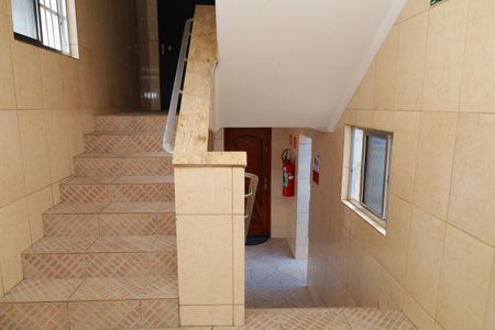 Apartamento para alugar com 56m², 2 quartos e 1 vagaÁrea comum - Saguão do andar