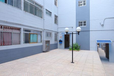 Apartamento para alugar com 56m², 2 quartos e 1 vagaÁrea comum