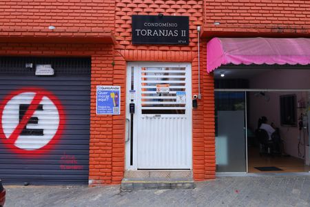 Apartamento para alugar com 56m², 2 quartos e 1 vagaPlaca instalada no portão do condomínio - Código da placa: 3ASP702-22