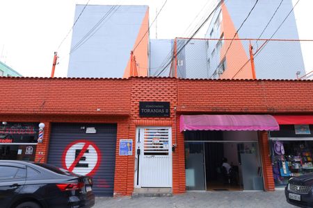 Apartamento para alugar com 56m², 2 quartos e 1 vagaFachada do condomínio - Placa instalada no portão do condomínio - Código da placa: 3ASP702-22