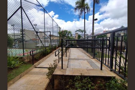 Apartamento para alugar com 67m², 2 quartos e 1 vagaRampas de acesso 