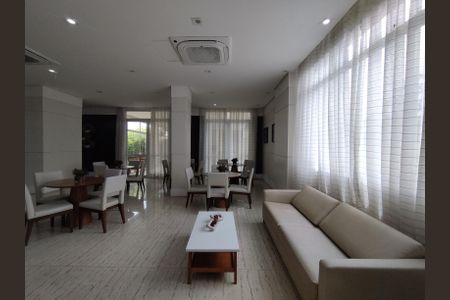 Apartamento para alugar com 67m², 2 quartos e 1 vagaÁrea comum - Salão de festas