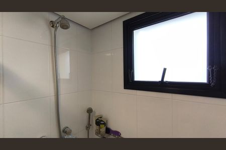 Apartamento à venda com 129m², 3 quartos e 4 vagas Apartamento à venda com 129m², 3 quartos e 4 vagasBanheiro da Suíte 2