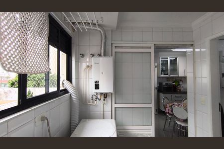 Apartamento à venda com 129m², 3 quartos e 4 vagas Apartamento à venda com 129m², 3 quartos e 4 vagasÁrea de Serviço